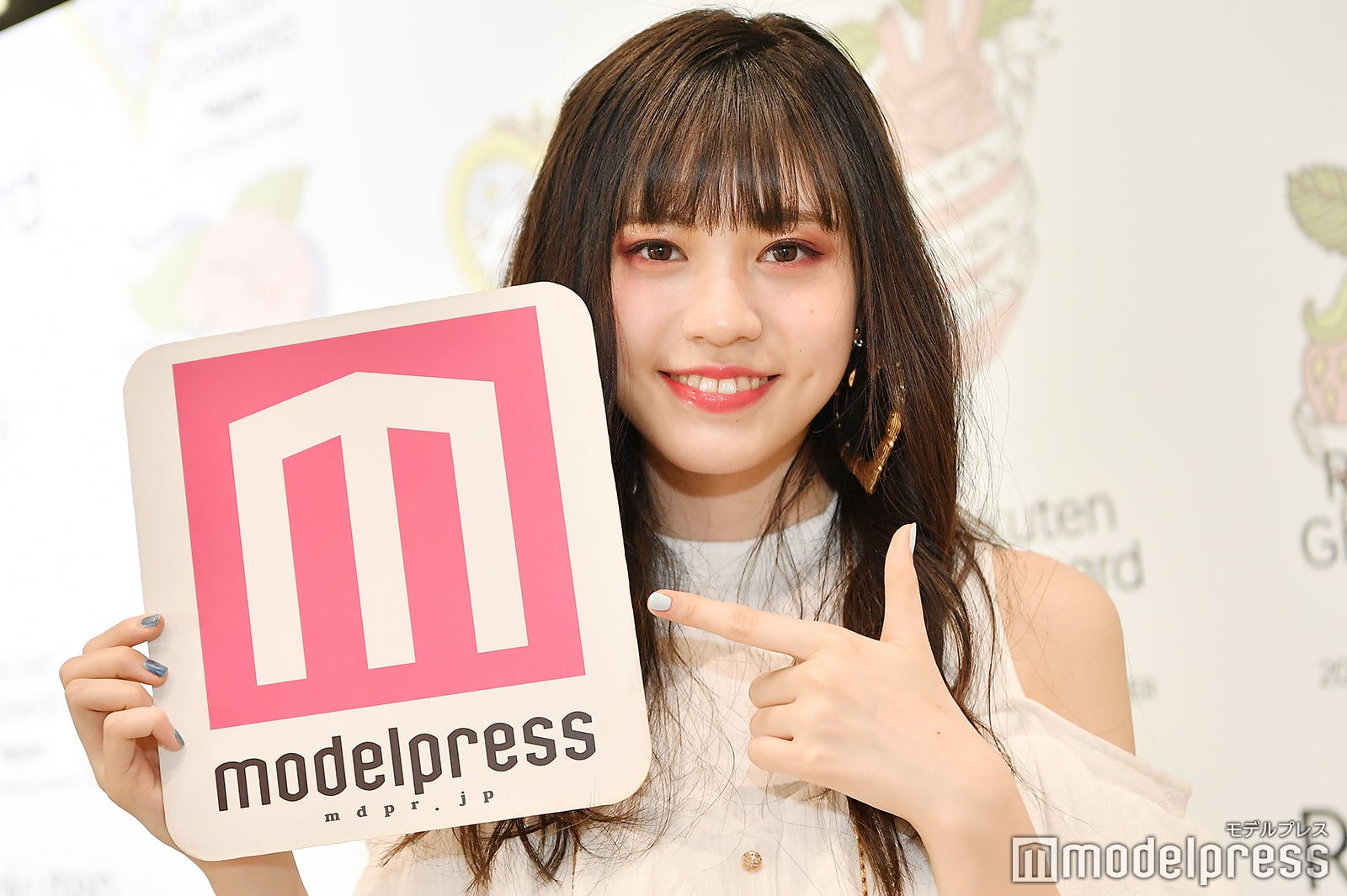 阿部菜々実（C）モデルプレス