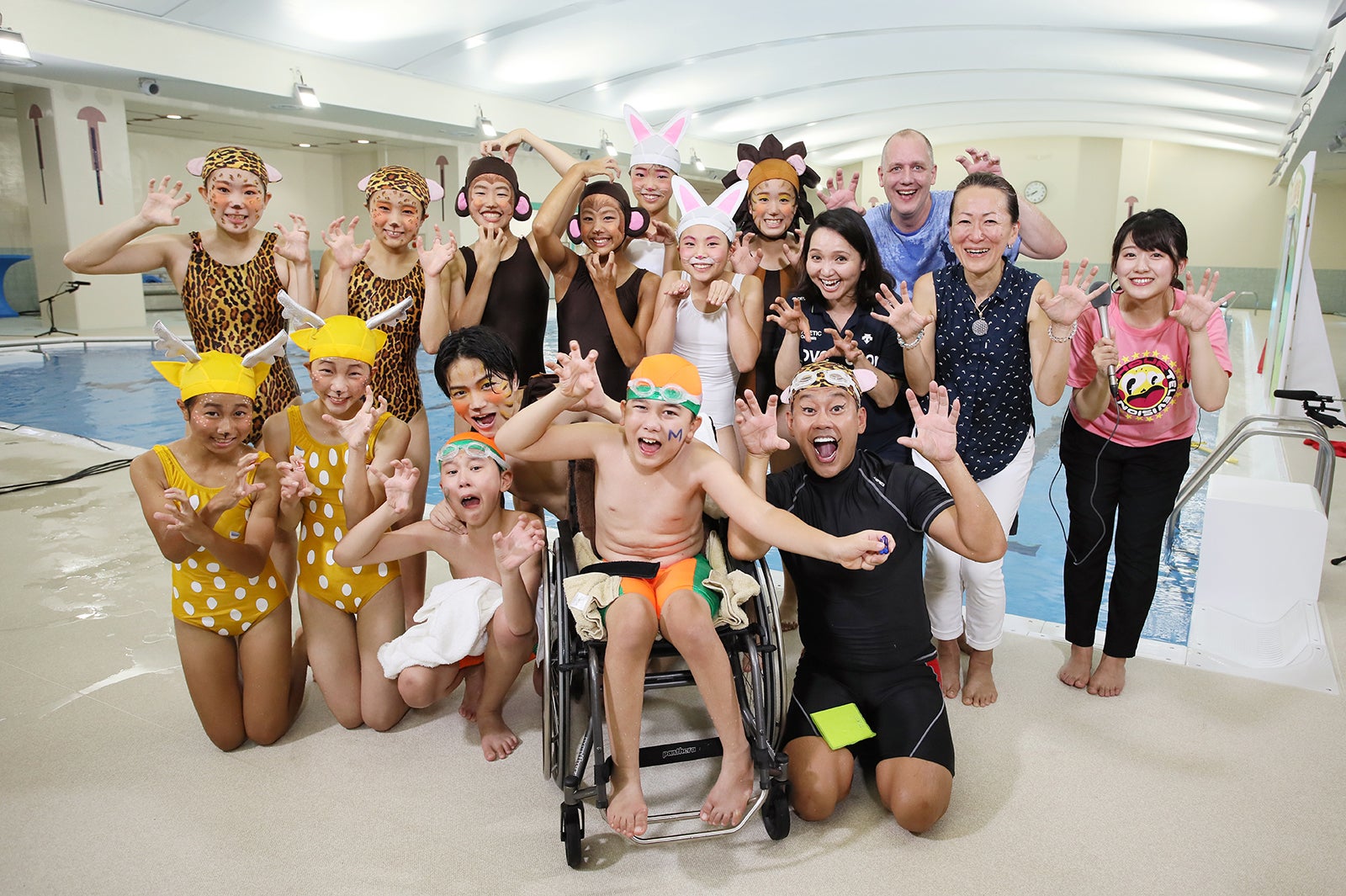 宮川大輔＆Sexy Zone菊池風磨、車いすの少年とウォーターショーに挑戦で感動呼ぶ＜24時間テレビ41＞