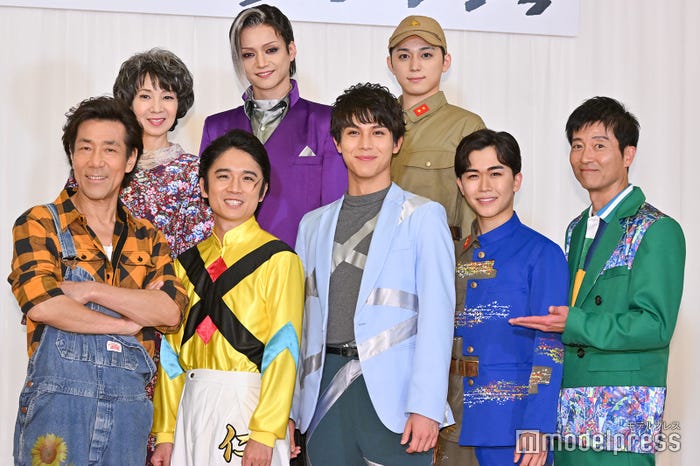 (後列左より)保坂知寿、三浦涼介、佐奈宏紀(前列左より)岸谷五朗、風間俊介、中川大志、鈴木福、寺脇康文(C)モデルプレス