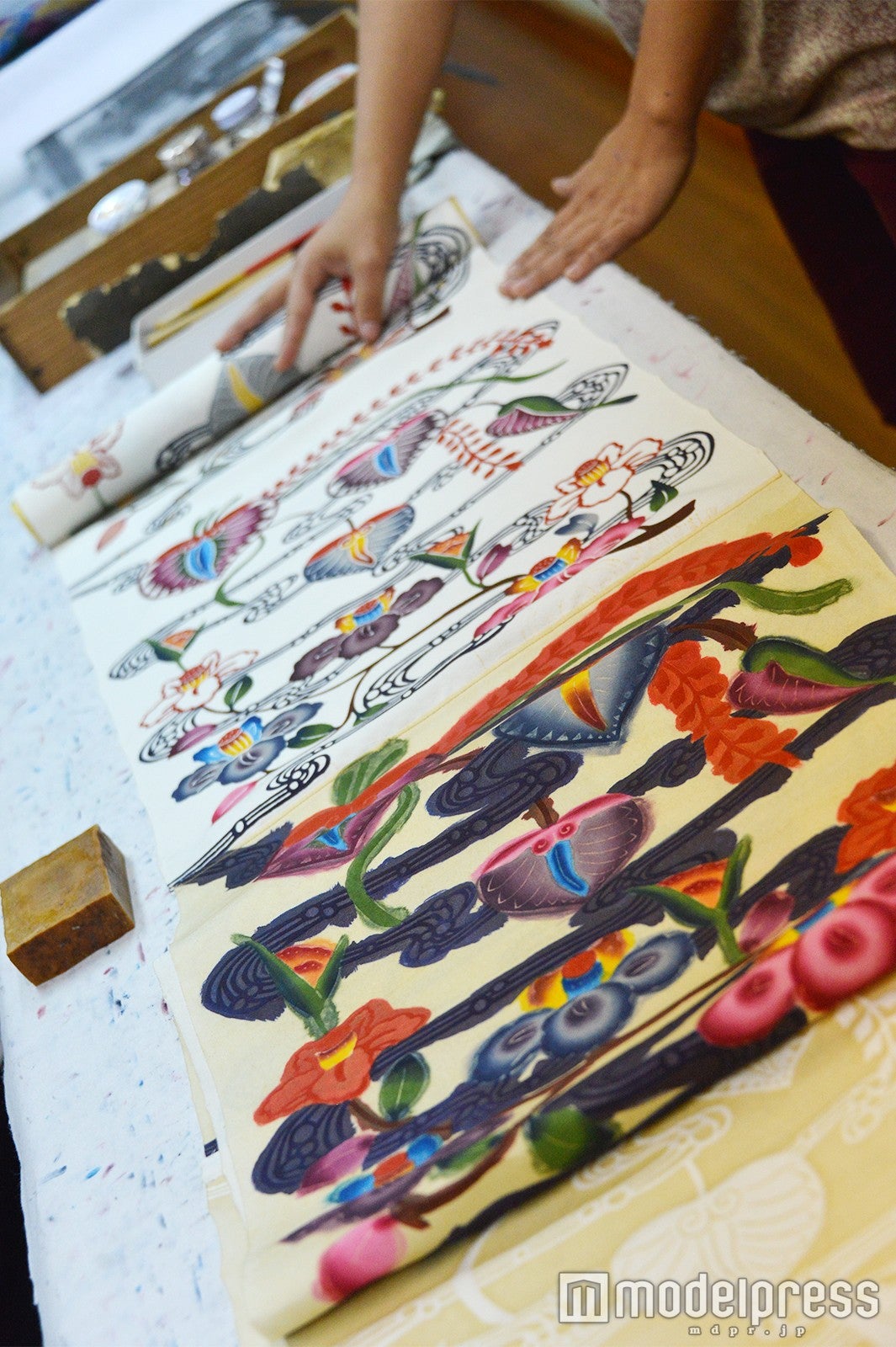 城間びんがた工房（C）モデルプレス