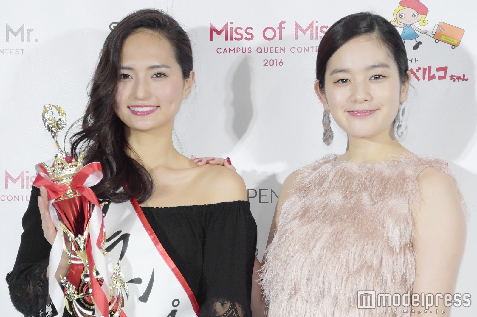 山賀琴子さん、筧美和子（C）モデルプレス