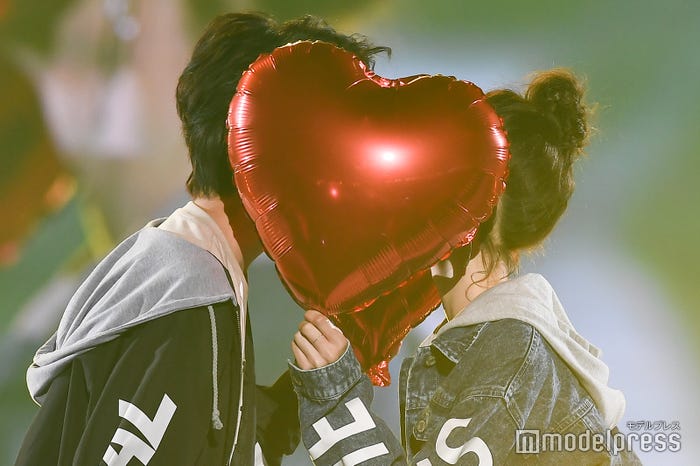 高橋文哉&生見愛瑠(C)モデルプレス