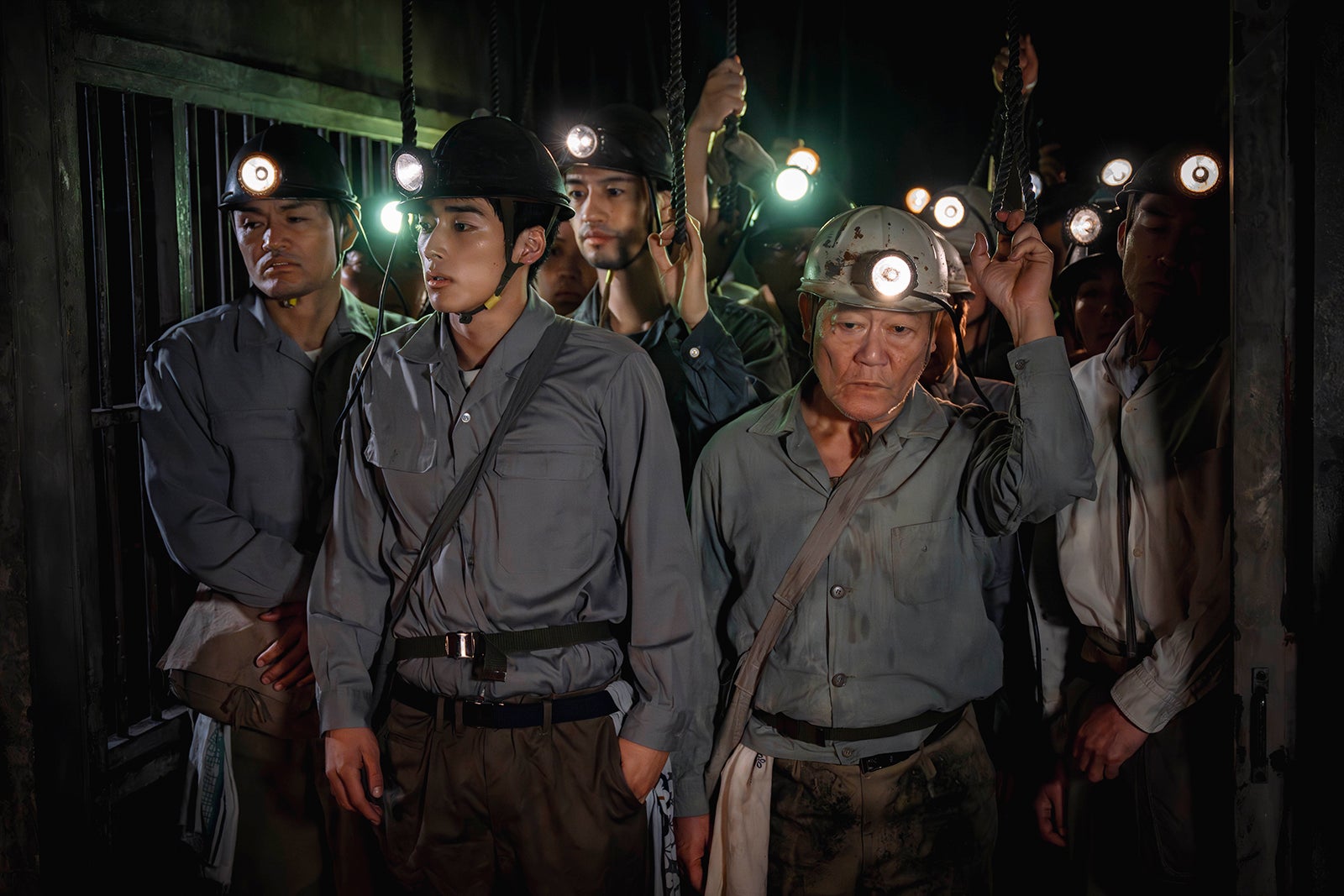 國村隼ら「海に眠るダイヤモンド」第1話（C）TBSスパークル／TBS