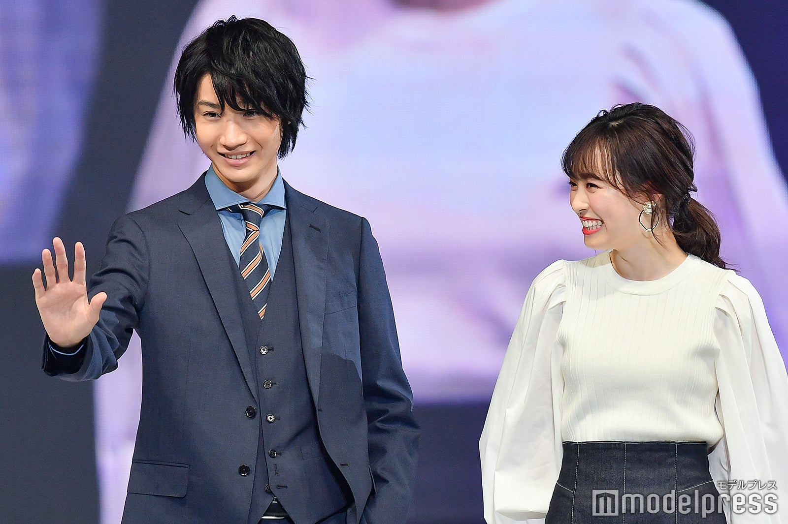 桜田通、福原遥（C）モデルプレス