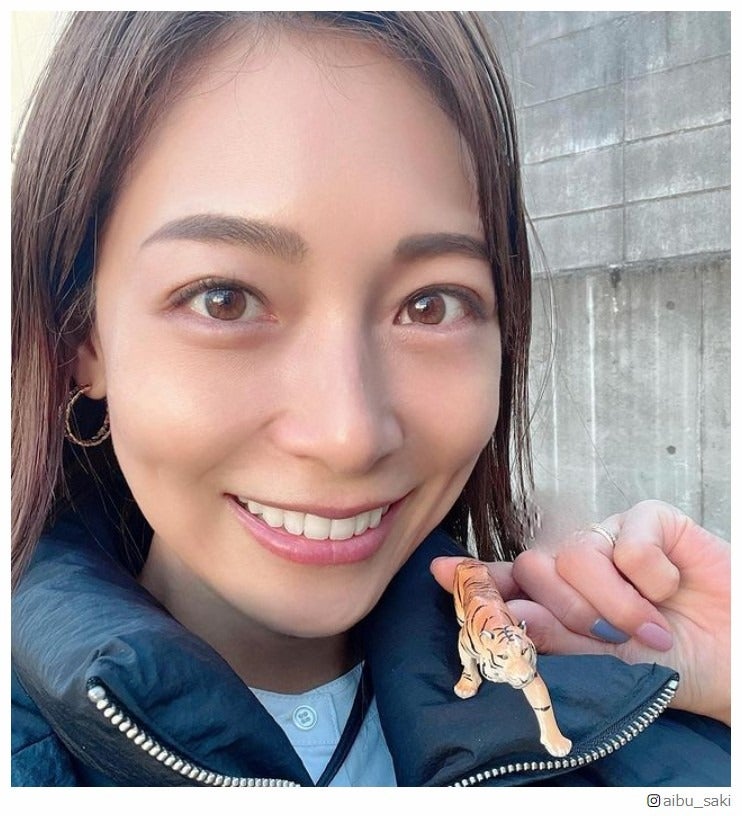 相武紗季、2年ぶりにインスタで顔出し “超接近ショット”に「笑顔が見れて嬉しい」「元気そうで良かった」と反響