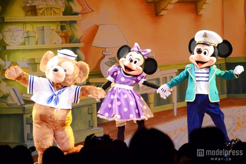 「マイ・フレンド・ダッフィー」／（左から）ダッフィー、ミニー、ミッキー