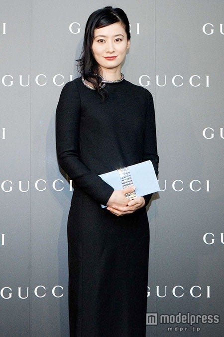 武井咲 長谷川京子 ヨンアらがドレスアップ Gucci チャリティーガラディナーに来場 モデルプレス