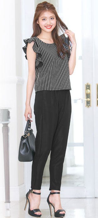 袖フリルブラウストップス&スカート&テーパードパンツ3点☆セットアップ「神戸レタス」3990円(税込)/画像提供:神戸レタス