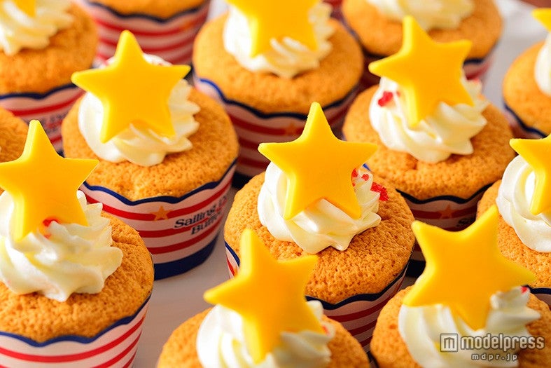 TDS「セイリングデイ・ブッフェ」スペシャルブッフェ／シフォンケーキ（メイプル風味）（C）Disney