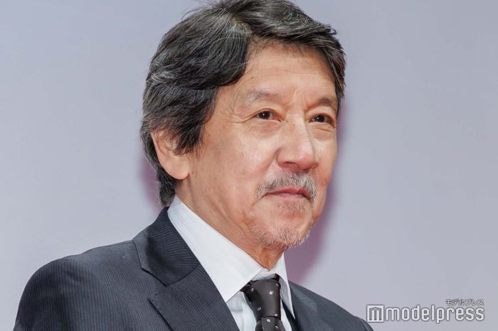 奥田瑛二(C)モデルプレス