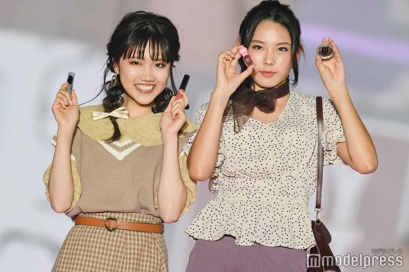 鵜森ありす、原田美優(C)モデルプレス