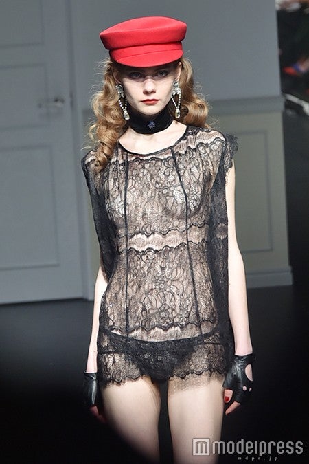 ショーの様子（C）モデルプレス