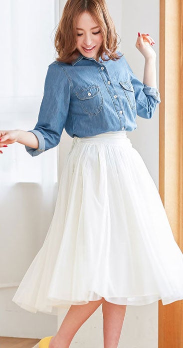 ワンウォッシュ2wayデニムシャツ「Pierrot」1,980円（税込）／画像提供：Pierrot