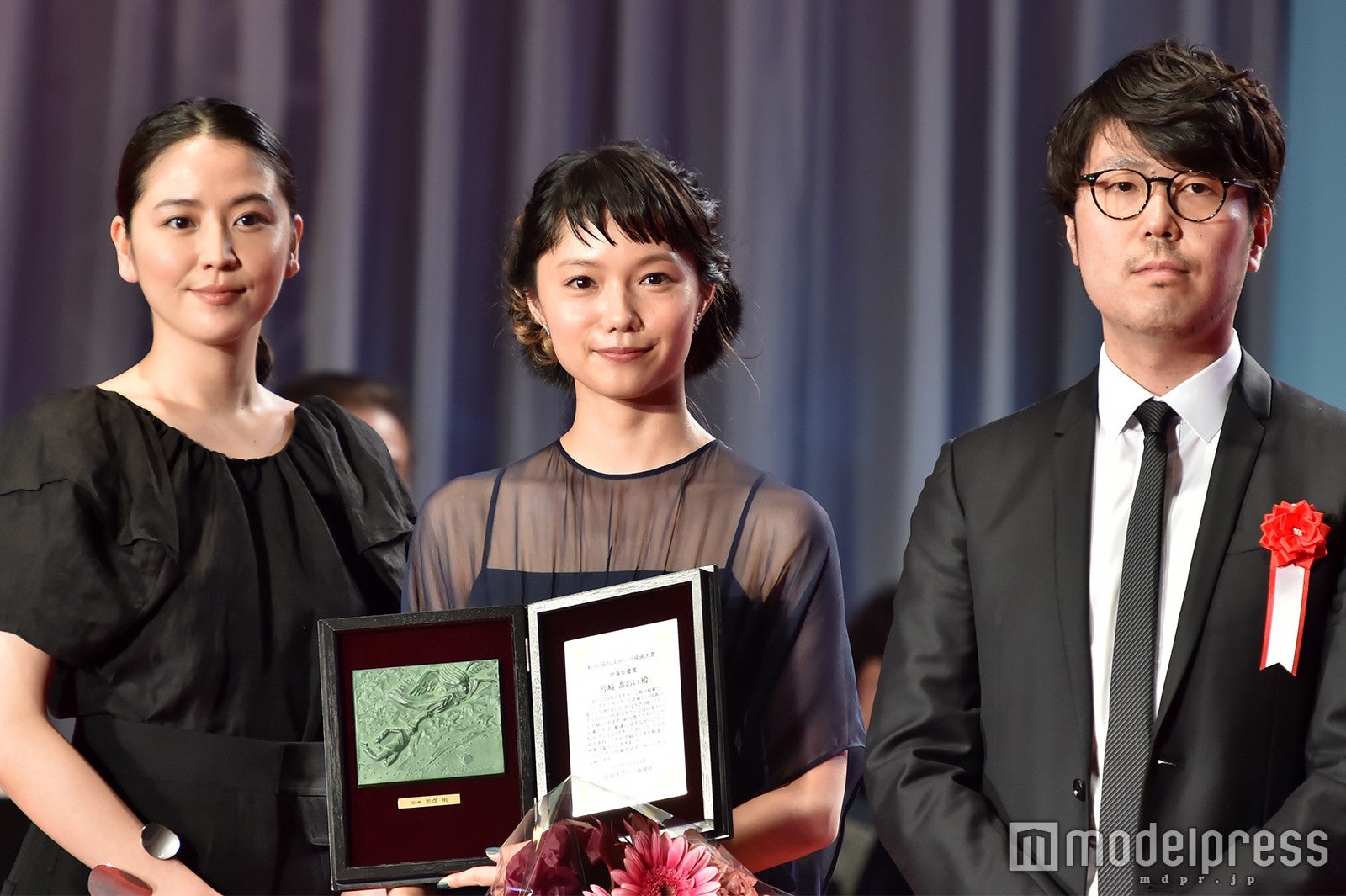 長澤まさみ、宮崎あおい、川村元気プロデューサー （C）モデルプレス