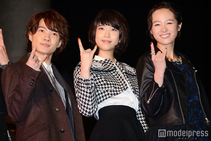 (左より)神木隆之介、森川葵、清野菜名(C)モデルプレス