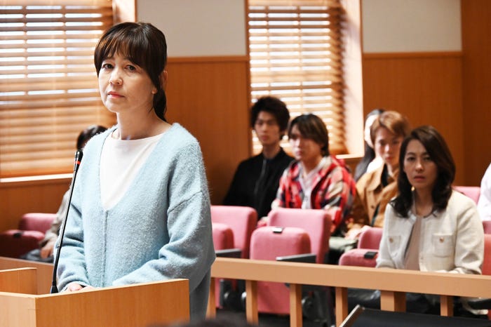 石野真子「モンスター」第8話(C)カンテレ