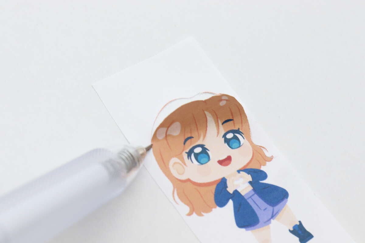 ダイソーのノック式ペンカッター（韓国スタイルラビットオンニ）使用例2