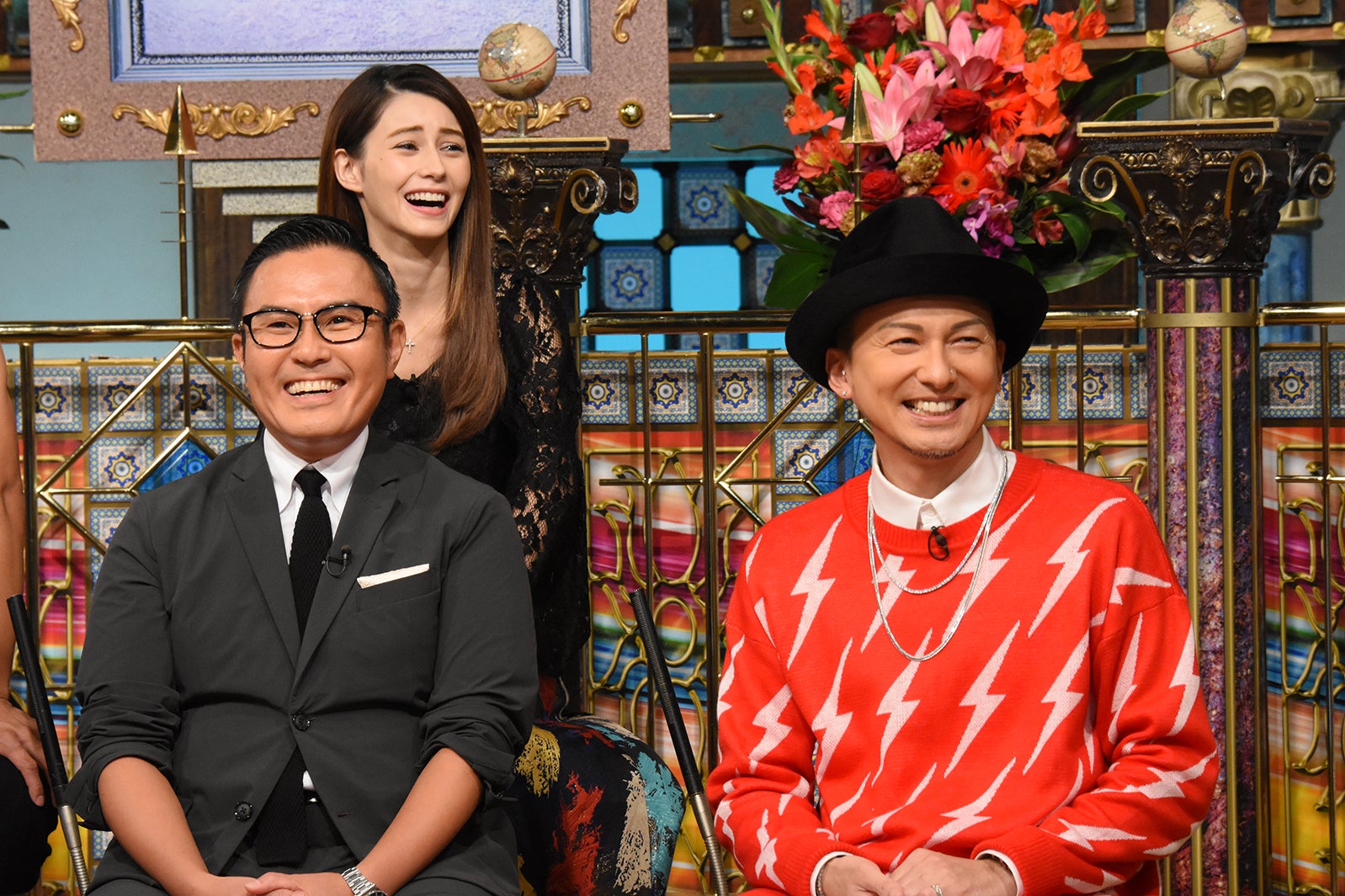 （前列）市川右團次、ISSA（C）日本テレビ