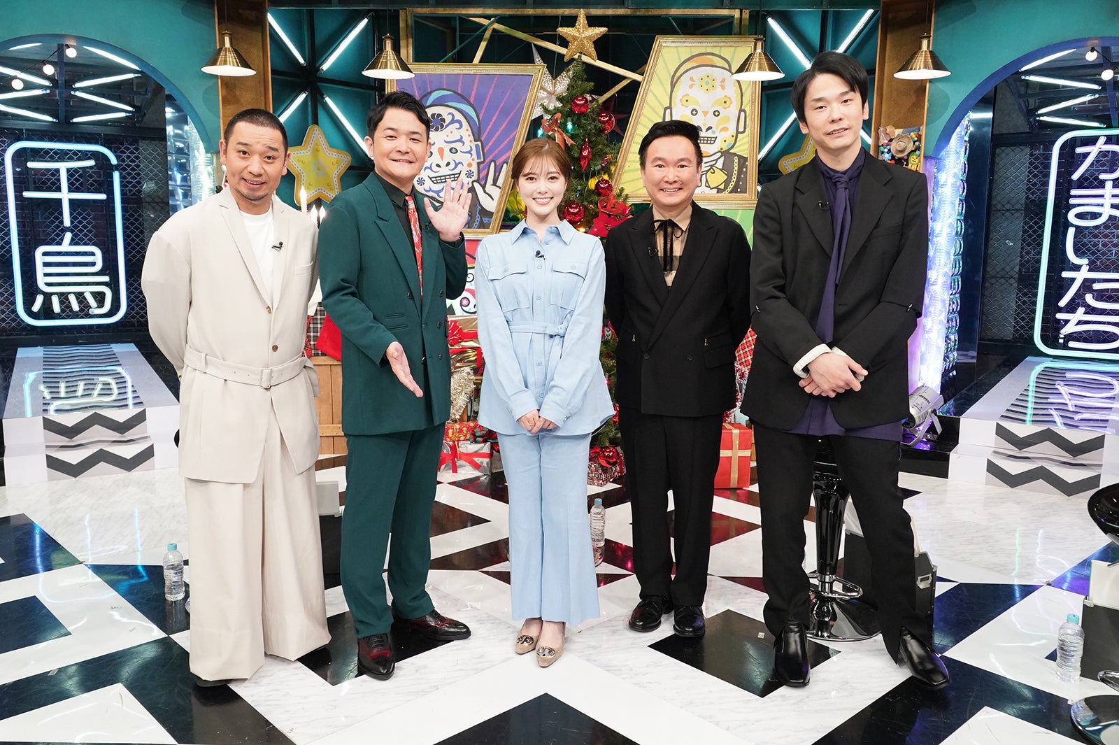 （左から）大悟、ノブ、白石麻衣、山内健司、濱家隆一（C）日本テレビ