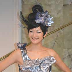 ハッピーオーラ全開の冨永愛