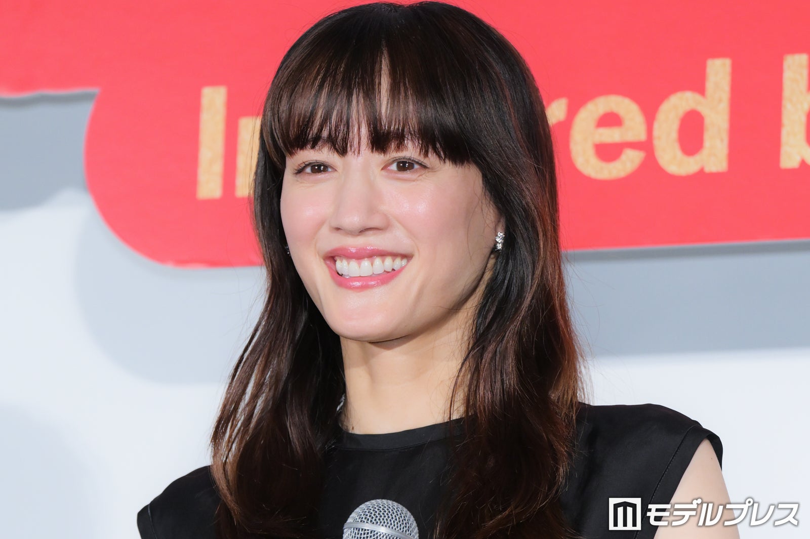 綾瀬はるか、天然発言炸裂で会場和ます 訪問エピソードに自らツッコミ「すみません（笑）」【ファーストボイス】