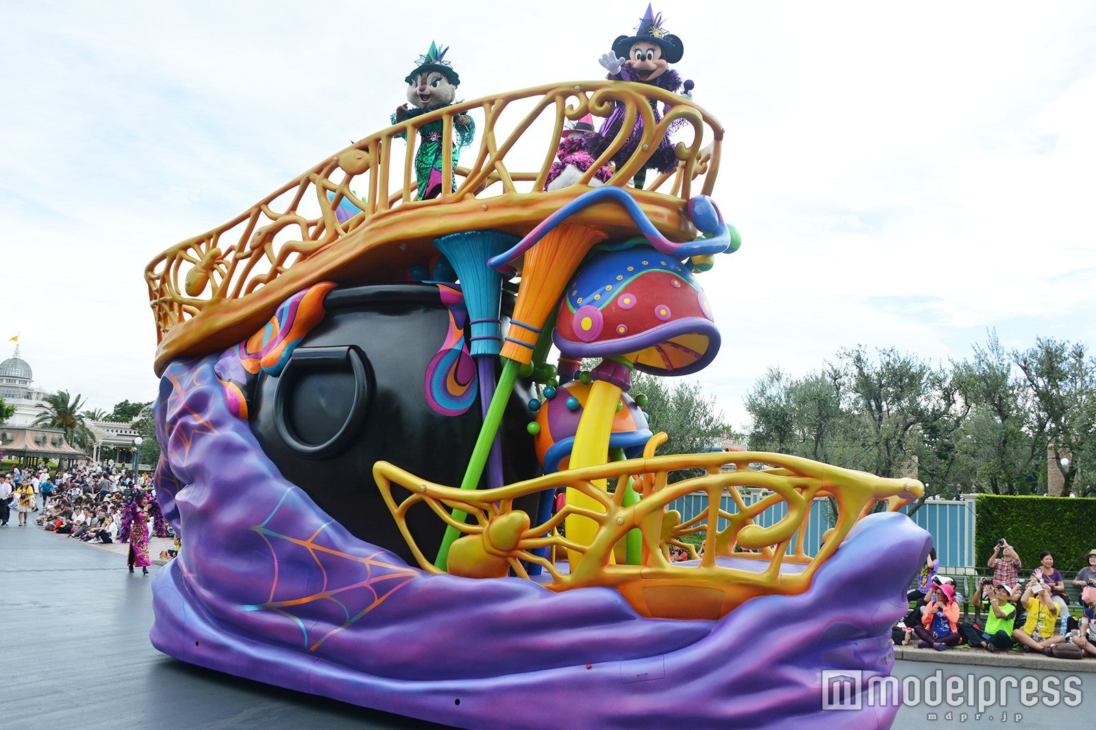 パレード「ハロウィーン・ポップンライブ」（C）モデルプレス