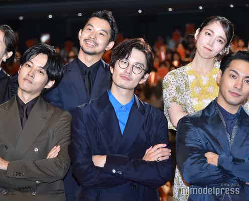 岡田将生・松坂桃李・柳楽優弥ら「ゆとりですがなにか」出演者10人、レッドカーペット集結