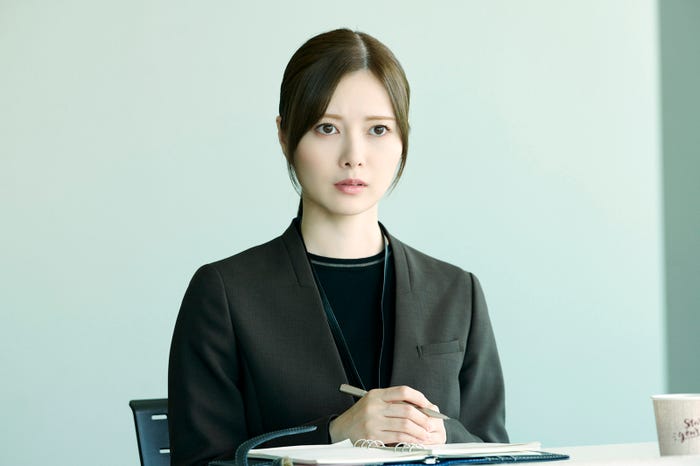 白石麻衣「法廷のドラゴン」第8話(C)「法廷のドラゴン」製作委員会