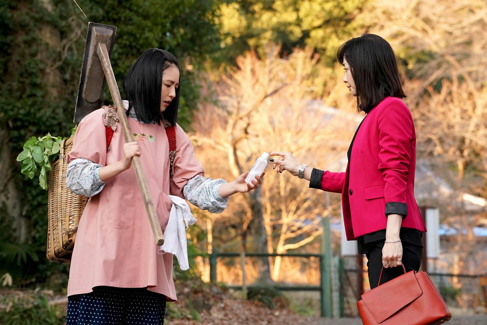 ダー子（長澤まさみ）ら、パワハラ女医に接近「コンフィデンスマンJP」＜第8話あらすじ＞