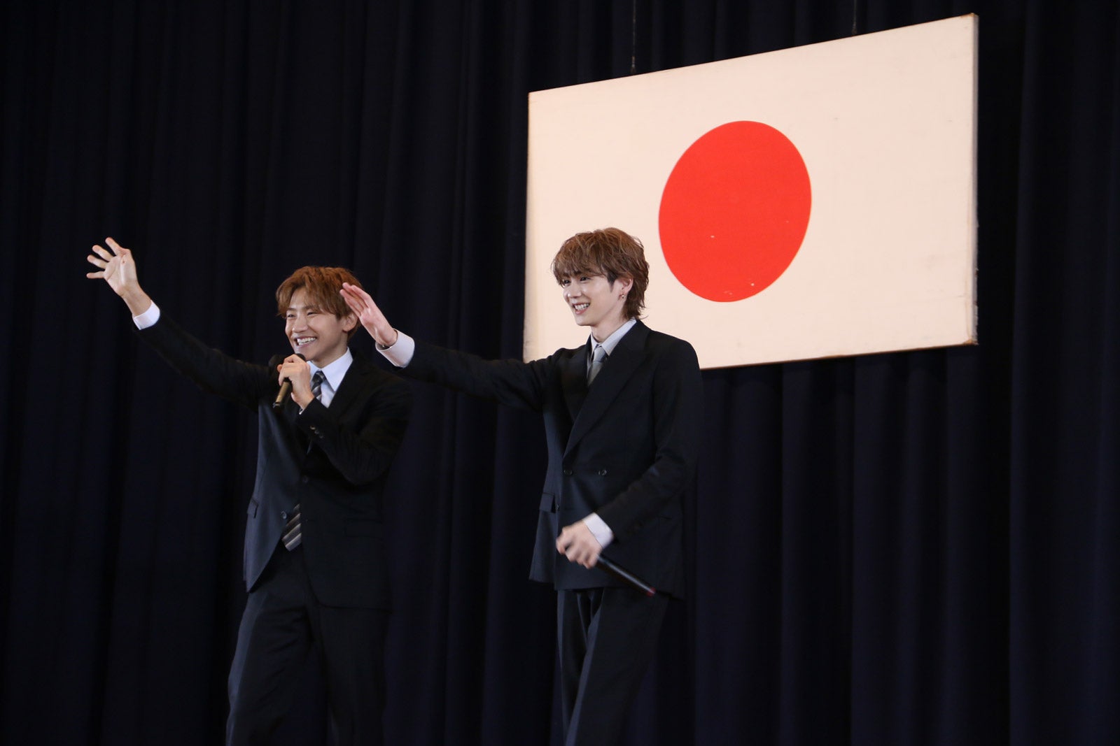 GENERATIONS小森隼＆THE RAMPAGE吉野北人、福井の高校にサプライズ訪問　卒業生・保護者からも歓声沸き上がる