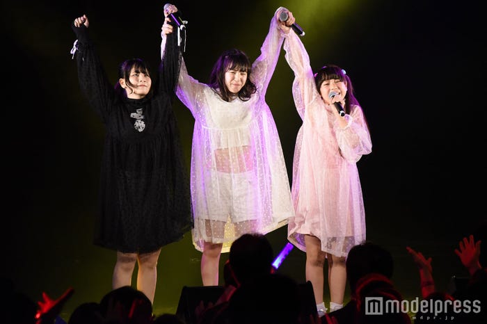 東姉妹♀ (C)モデルプレス