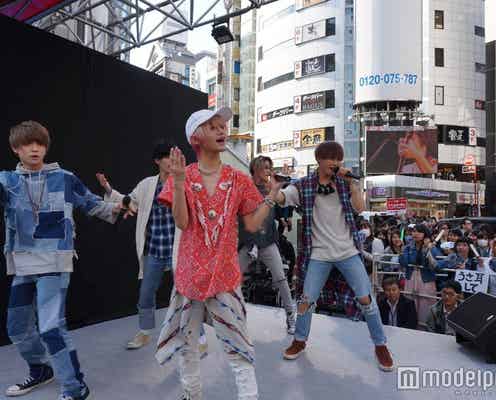 XOX、初のサプライズライブ!渋谷に黄色い歓声響き渡る