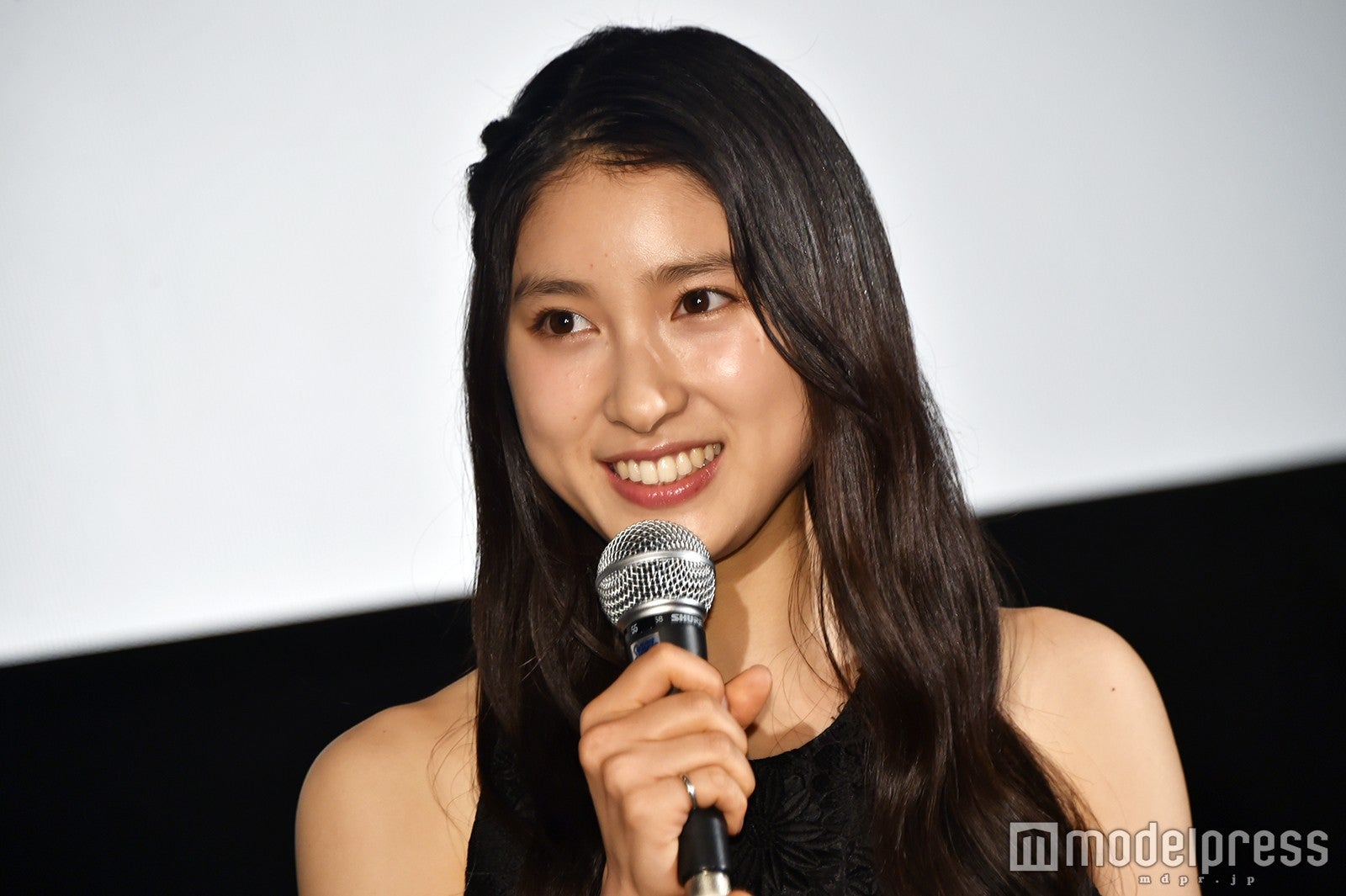 土屋太鳳／「島ぜんぶでおーきな祭 第9回沖縄国際映画祭」舞台挨拶より（C）モデルプレス