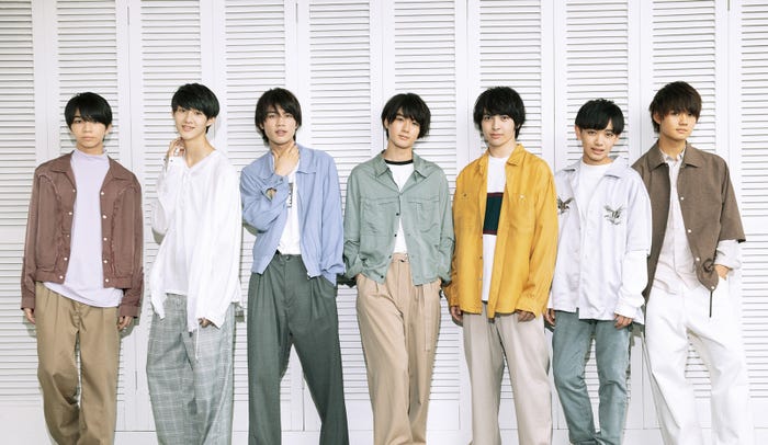 M!LK OFFICIAL CALENDAR 2019 M!!!!!!!LK/4月掲載カット(C)SDP