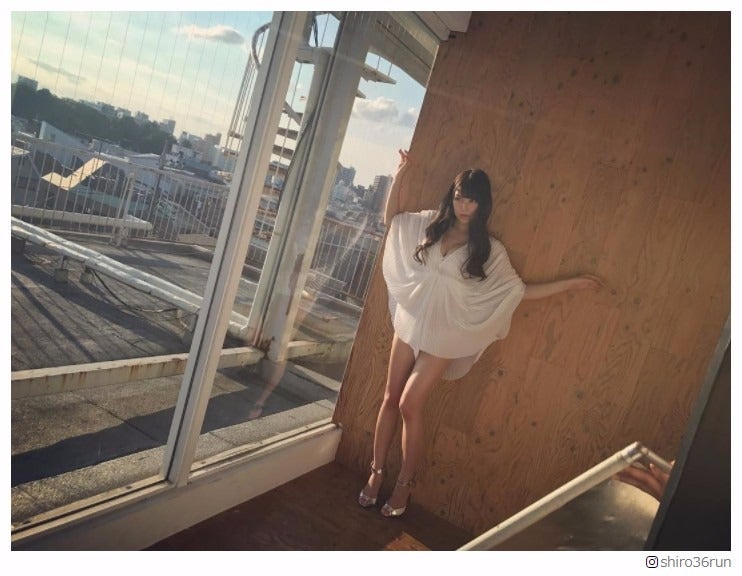 NMB48白間美瑠のスラリ美脚にくぎ付け「きわどい」「セクシー！」と反響