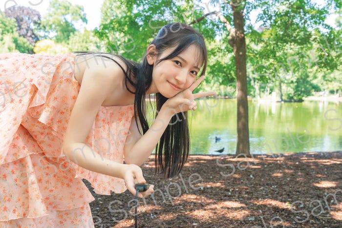 金村美玖2nd写真集「機微」QRコード付きミニ色紙 撮影/佐藤佑一