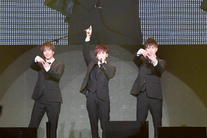 藤原樹、吉野北人、長谷川慎 (C)「PRINCE OF LEGEND」製作委員会 (C)HI-AX All Rights Reserved.