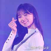 乃木坂46齋藤飛鳥 指ハート に胸キュン Tgca W Online モデルプレス 乃木坂46齋藤飛鳥 指ハート に胸キュン Tgca W Online モデルプレス