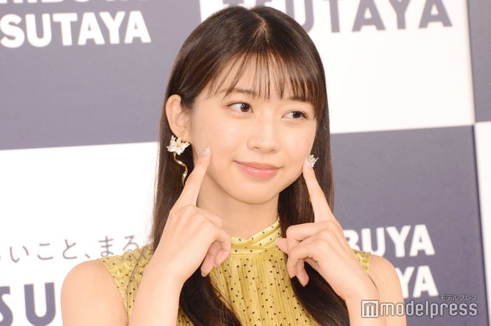 牧野真莉愛(C)モデルプレス