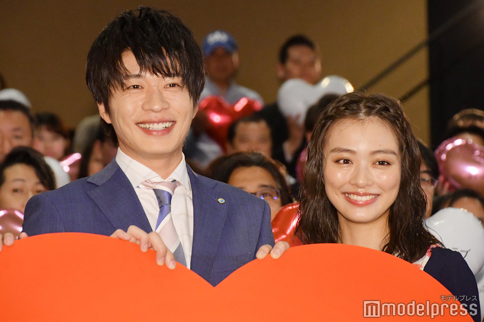 田中圭、内田理央 （C）モデルプレス