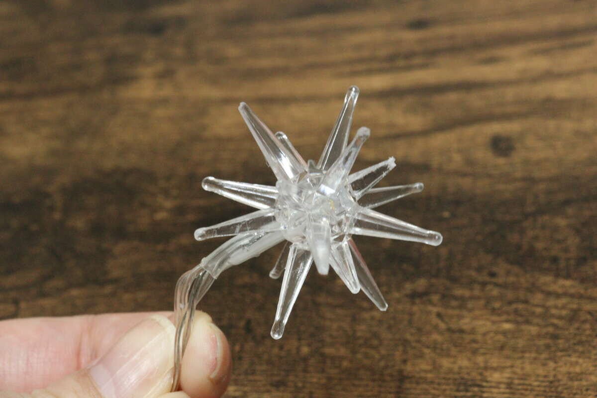 ダイソーの可愛いガーランドライト（10LED、結晶、USBタイプ）