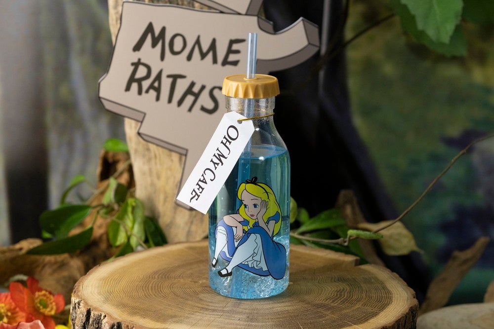 ＜アリス＞泣かないで！チェリーパイ風ドリンク（C）Disney