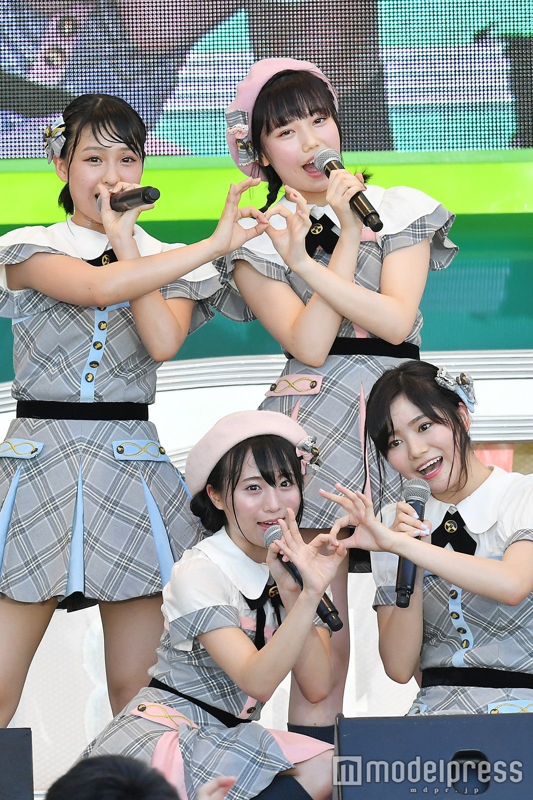 （左上から時計回り）山田菜々美、長久玲奈、中野郁海、坂口渚沙 （C）モデルプレス