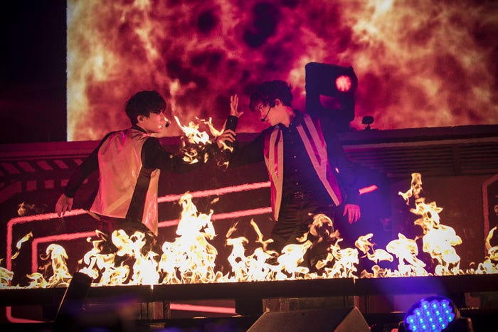 ユースケ、ユーキ/12月27日の横浜アリーナ公演(撮影:米山三郎・深野輝美・富田望・西村廣起)