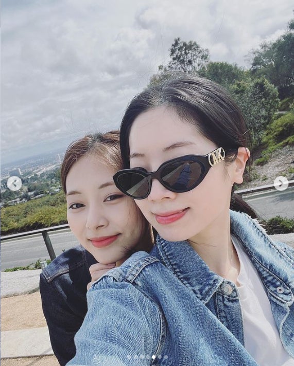 TWICEツウィ＆ダヒョン、ロサンゼルスでの密着デートショット披露「仲良すぎ」「可愛い」と反響