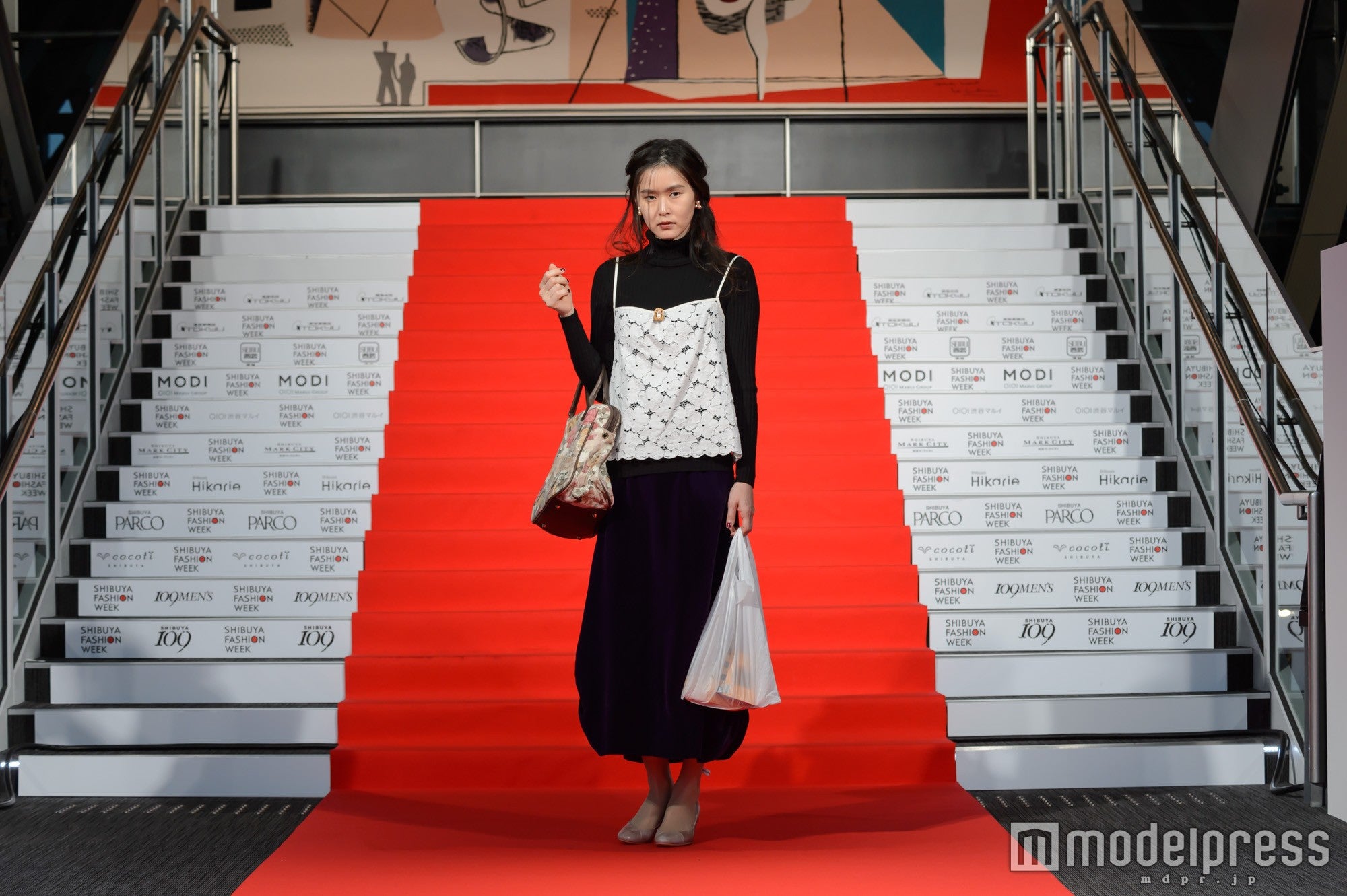 「東京ニューエイジ」より「PITECAN THROPUS（ピテカン　トロプス）」