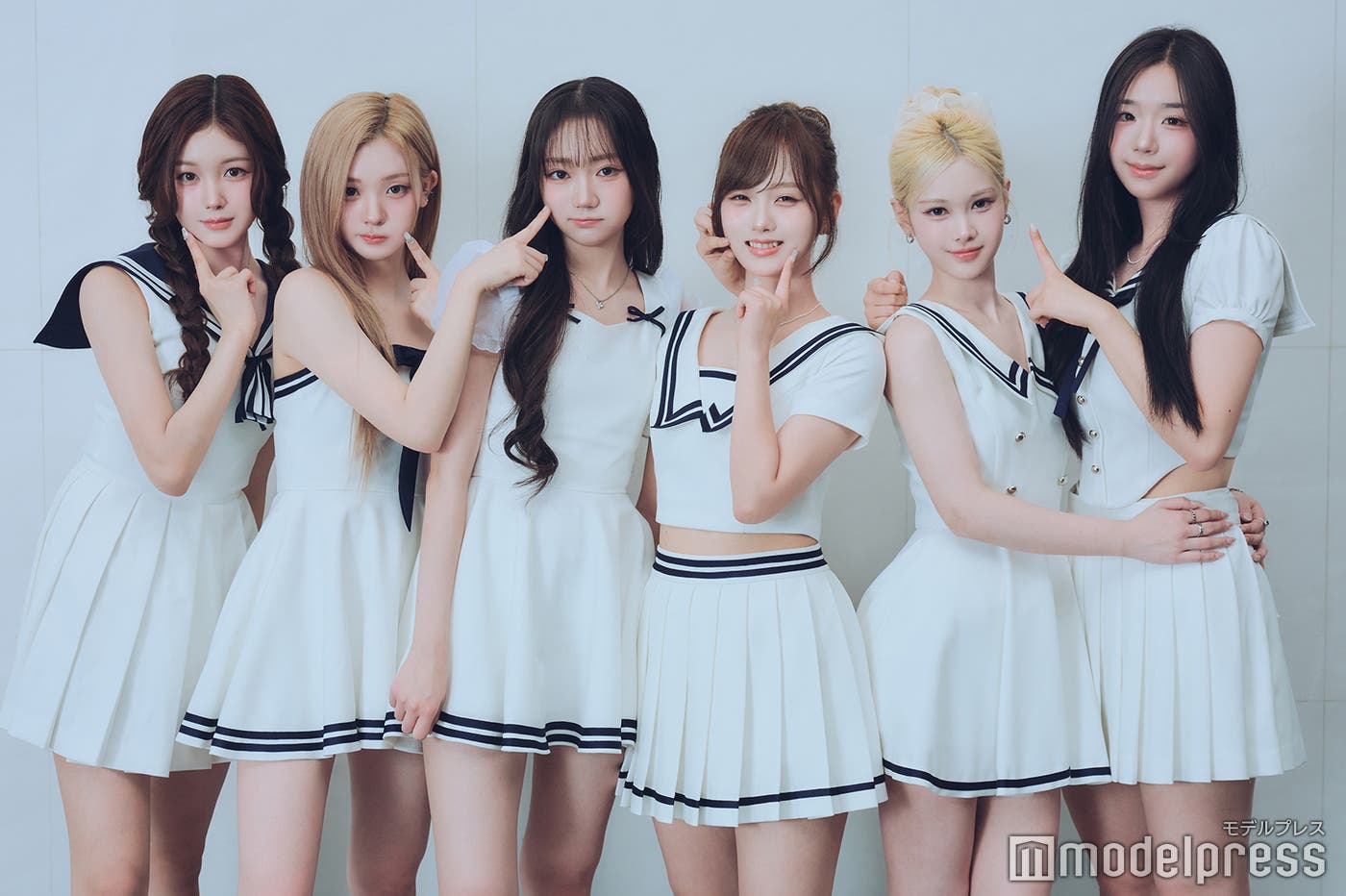 tripleS/ジュビン、ヨンジ、シオン、ソア、マユ、チェヨン(C)モデルプレス