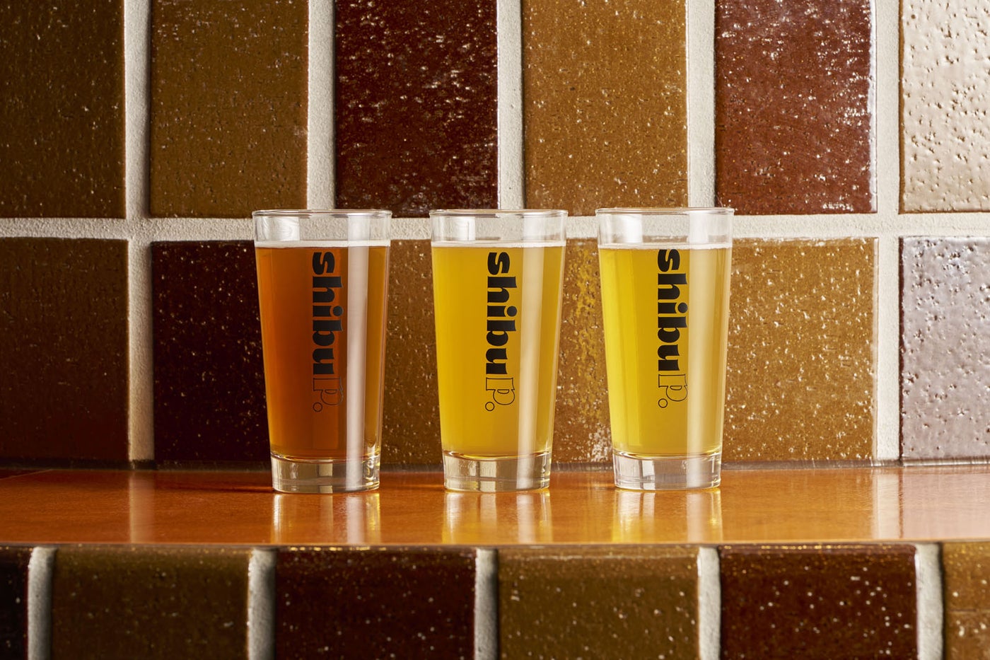 （左から）「SHIBUYA BREWERY IPA 」「SHIBUYA BREWERY WHITE」「SHIBUYA BREWERY PILSNER」（提供画像）