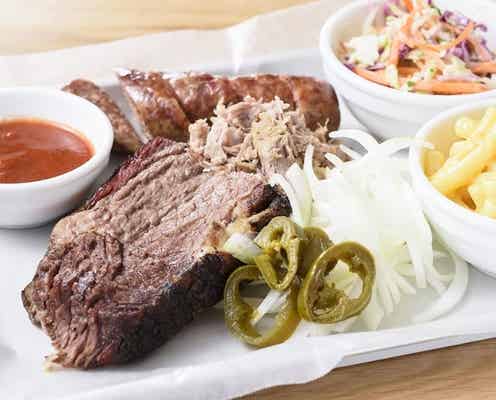 テキサスBBQレストラン「LOW & SLOW」日本初上陸 柔らかジューシーなお肉にやみつき
