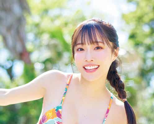 #ババババンビ岸みゆ、カラフルビキニで美バスト開放「FLASH」初表紙